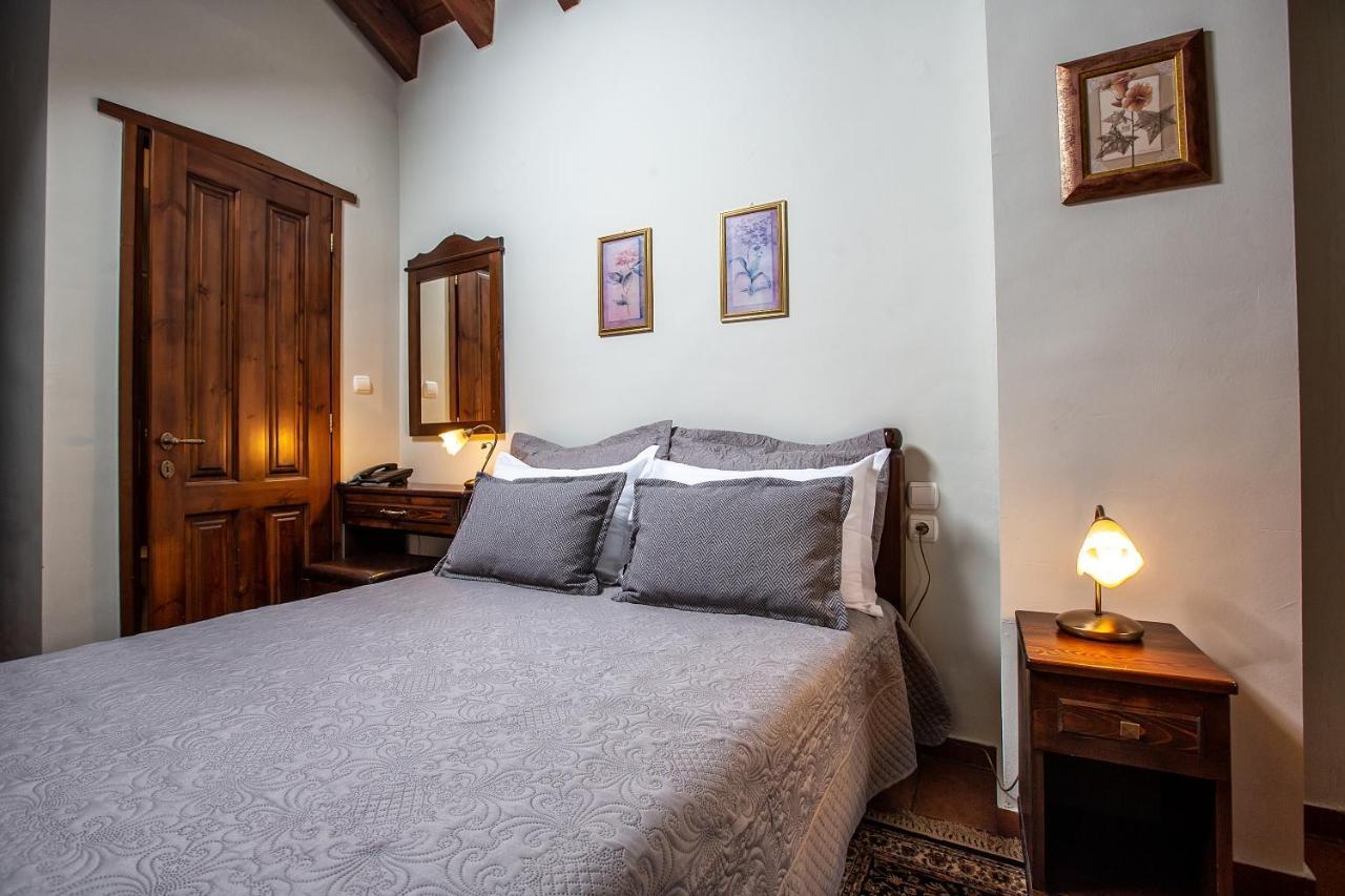 La Noi Guesthouse Samarina Luaran gambar